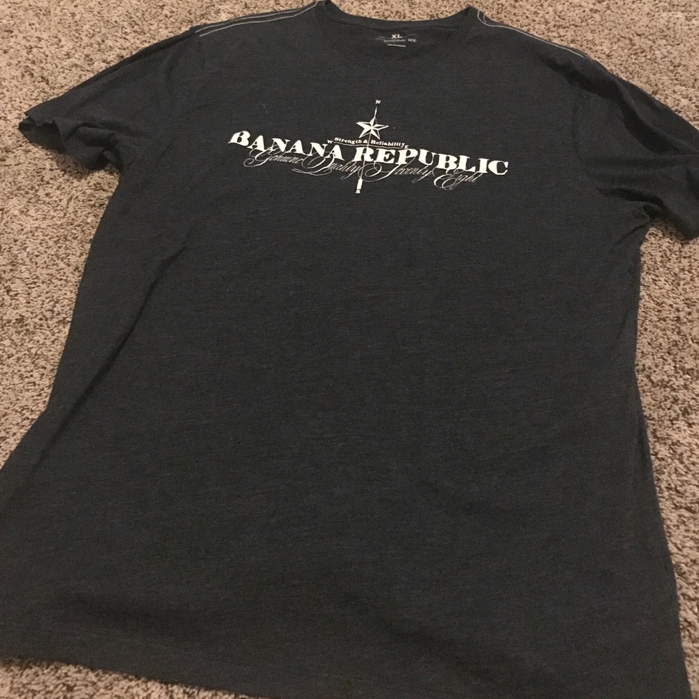 Banana Republic Graphic Tee